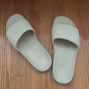 lululemon restfeel women slides white size 8